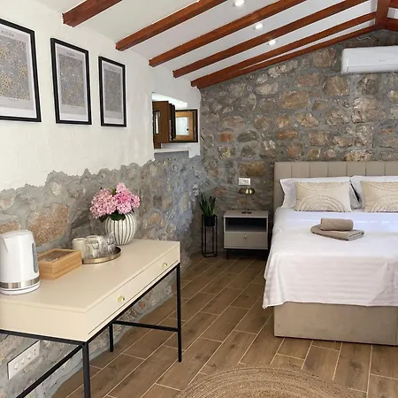 Monte Cristo Wines & Kuna Pelješka