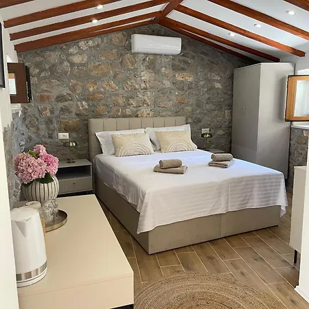 Monte Cristo Wines & Kuna Pelješka